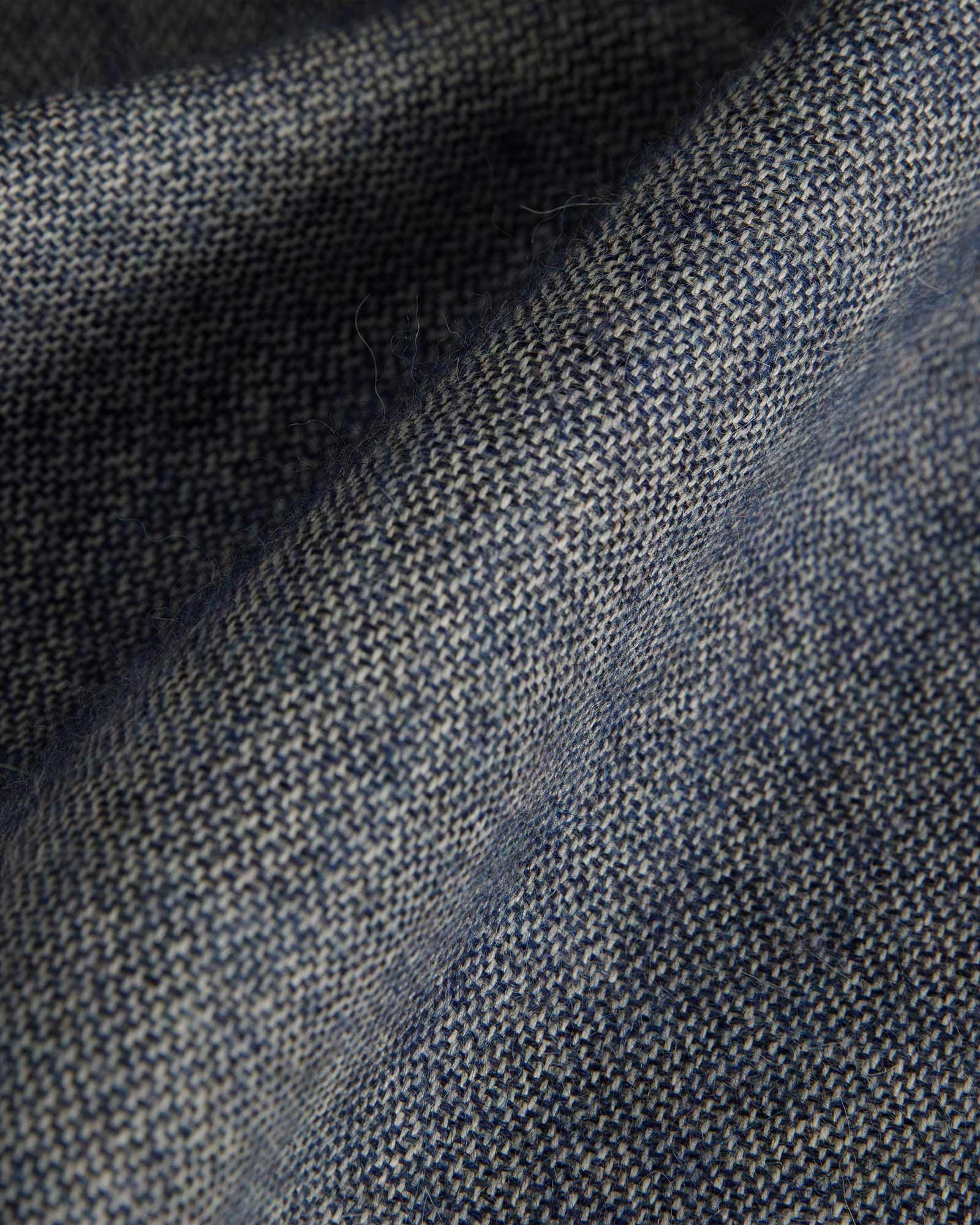 Tiefblau